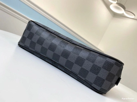 VUITTON POUCH LOUIS TOILETRY GM 0817